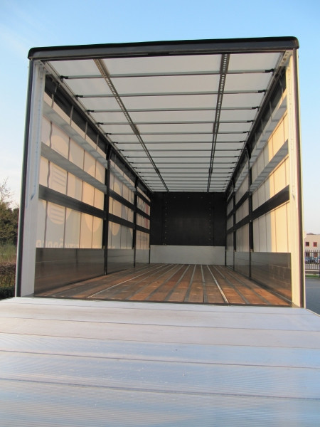 Schuifzeilopbouw Huifopbouw Carrosseriebouw (1)